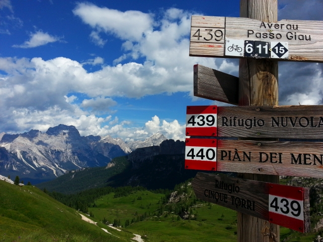Hiking in the Dolomites, hiking in Italy