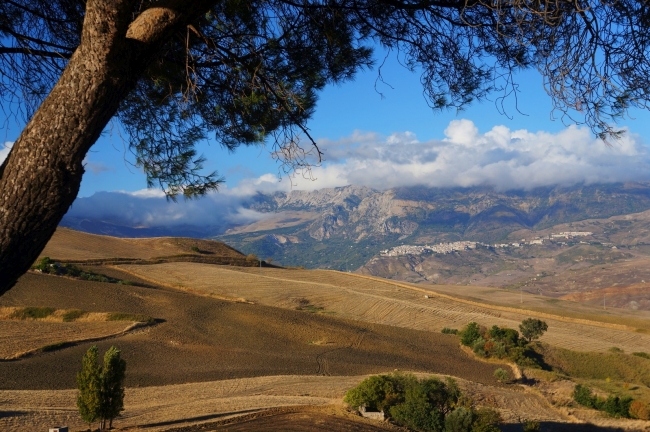 Hiking in Sicily, hiking in Italy