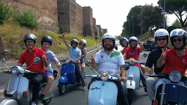 Rome vespa tour Italy